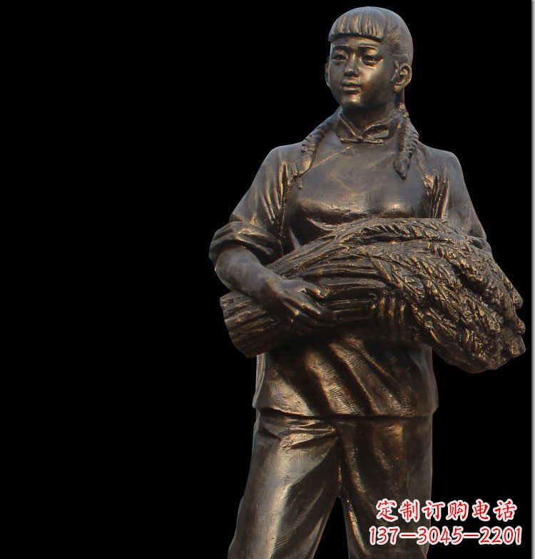 宁波抱着稻谷的女人农场人物铜雕