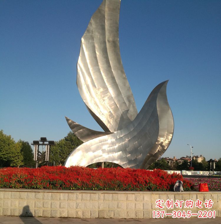 宁波北戴河奥林匹克公园鸽子雕塑