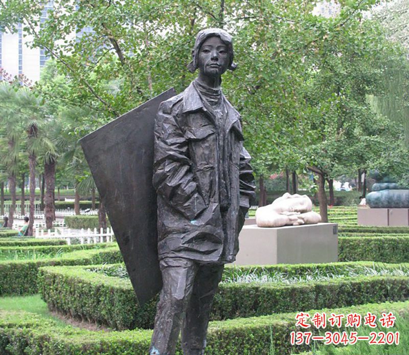 宁波背画板女孩公园人物铜雕