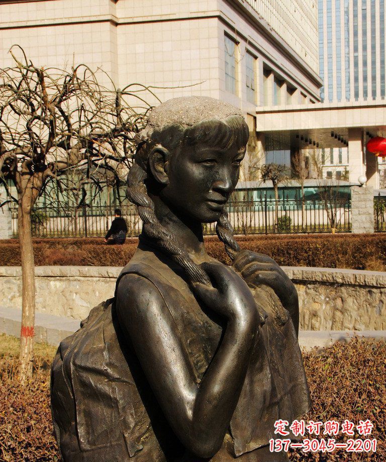 宁波背书包的女孩公园人物铜雕