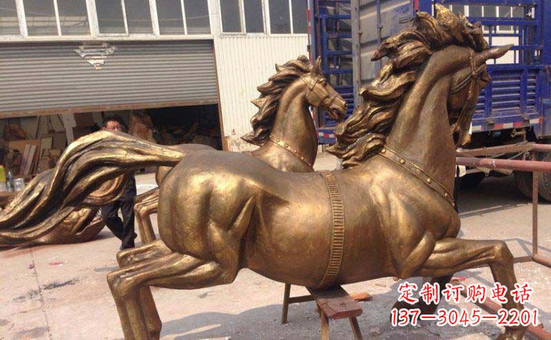 宁波奔马广场铜雕