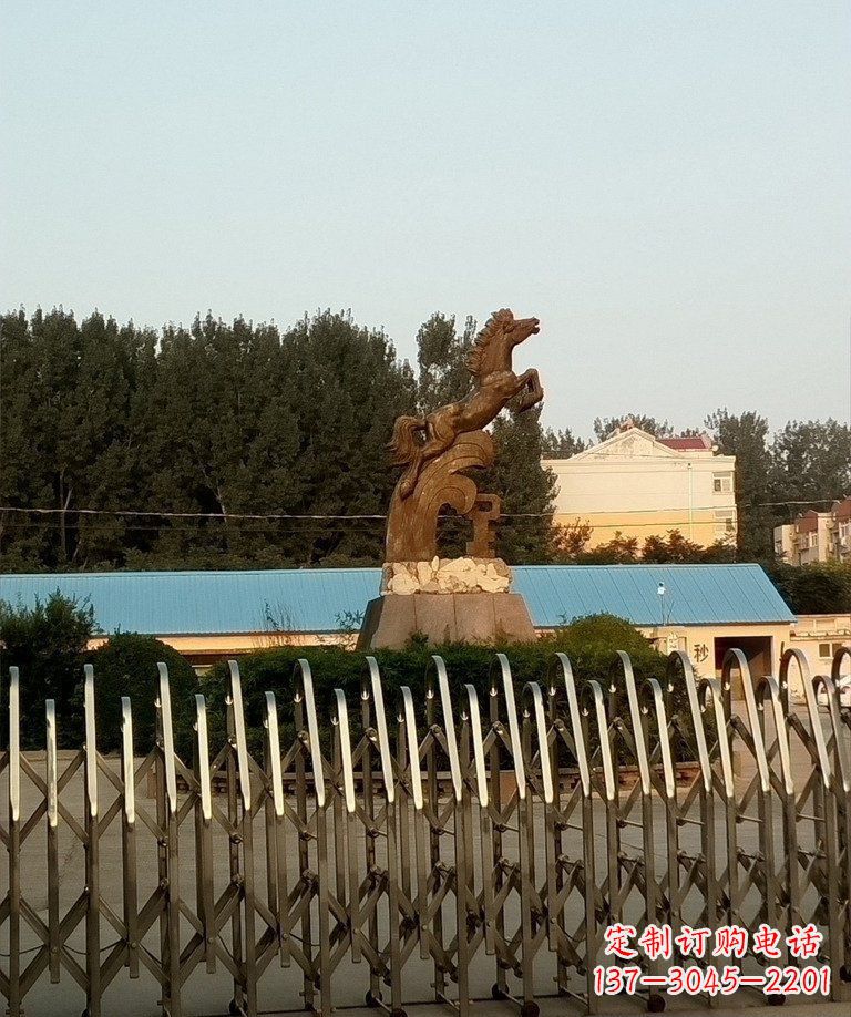 宁波奔马企业景观铜雕