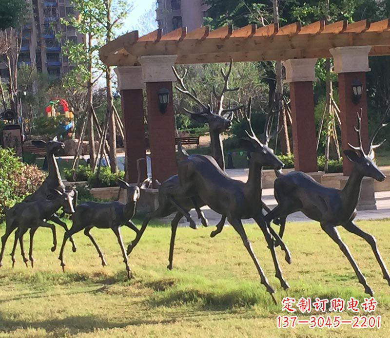 宁波奔跑的梅花鹿公园动物铜雕