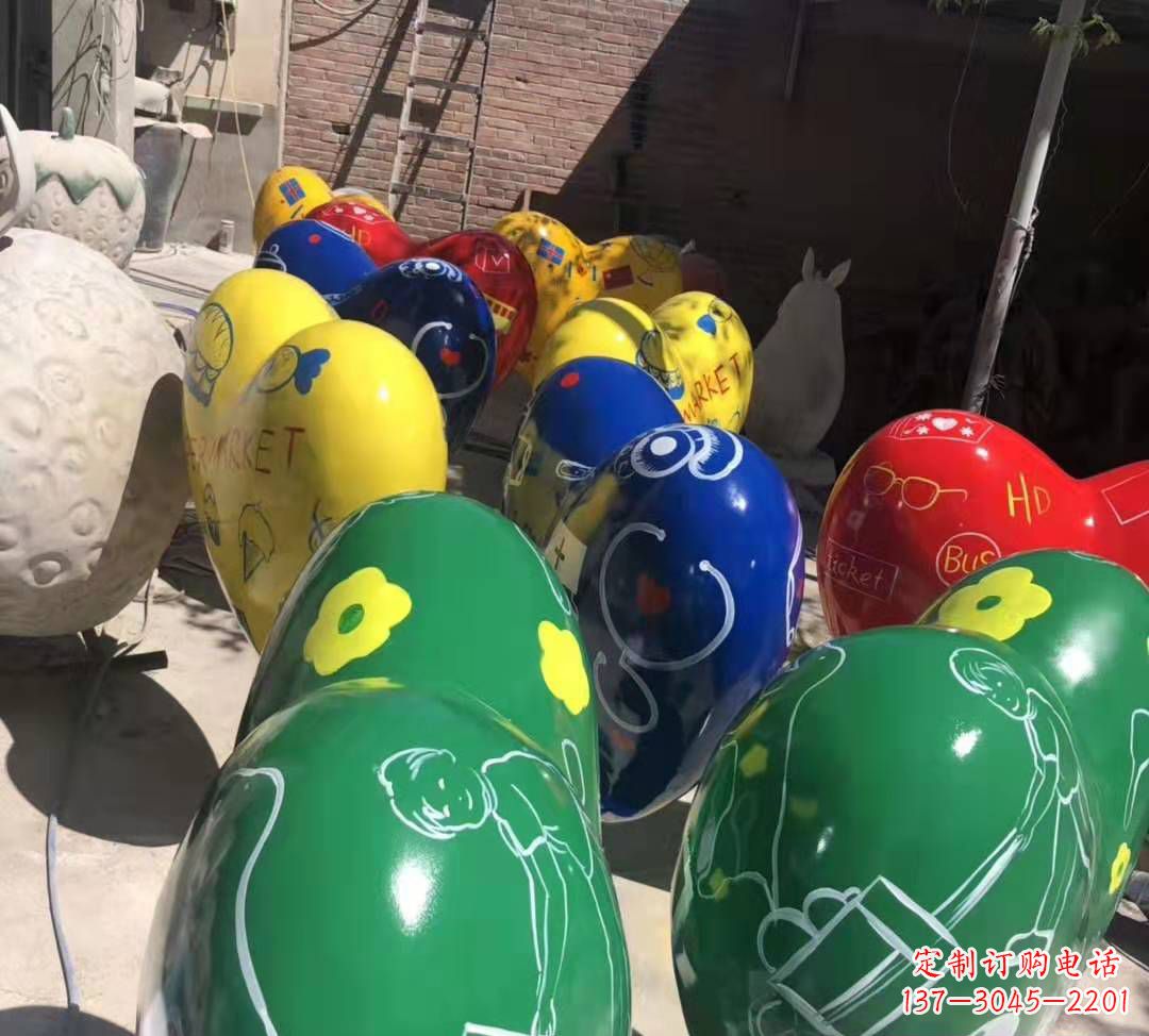 宁波玻璃钢彩绘气球雕塑商场陈美摆件