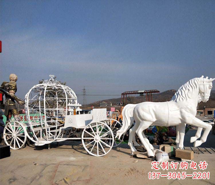 宁波玻璃钢城市马车雕塑