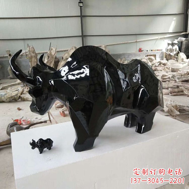 宁波玻璃钢抽象动物牛雕塑工艺品景观摆件