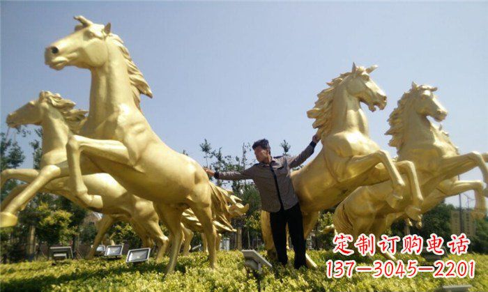 宁波玻璃钢仿铜马广场景观雕塑