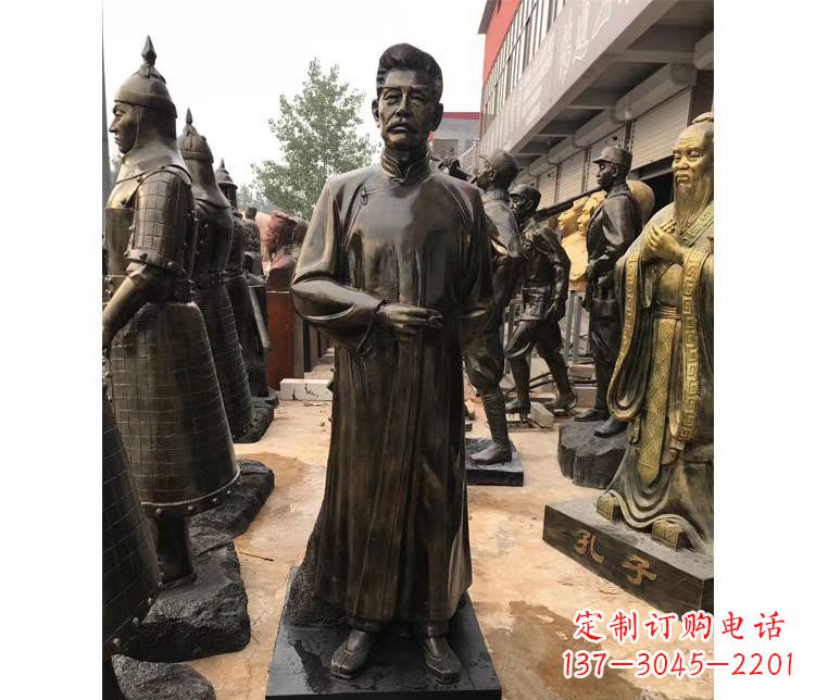宁波玻璃钢仿铜鲁迅雕塑——传承中国近代文化精神