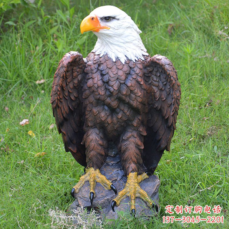 宁波玻璃钢老鹰雕塑传统与现代的完美结合
