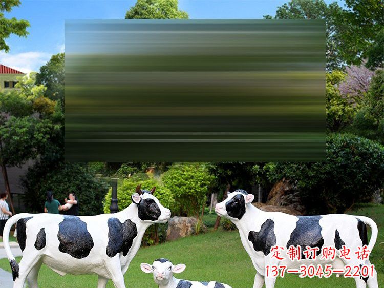宁波玻璃钢仿真奶牛雕塑以现实奶牛为灵感