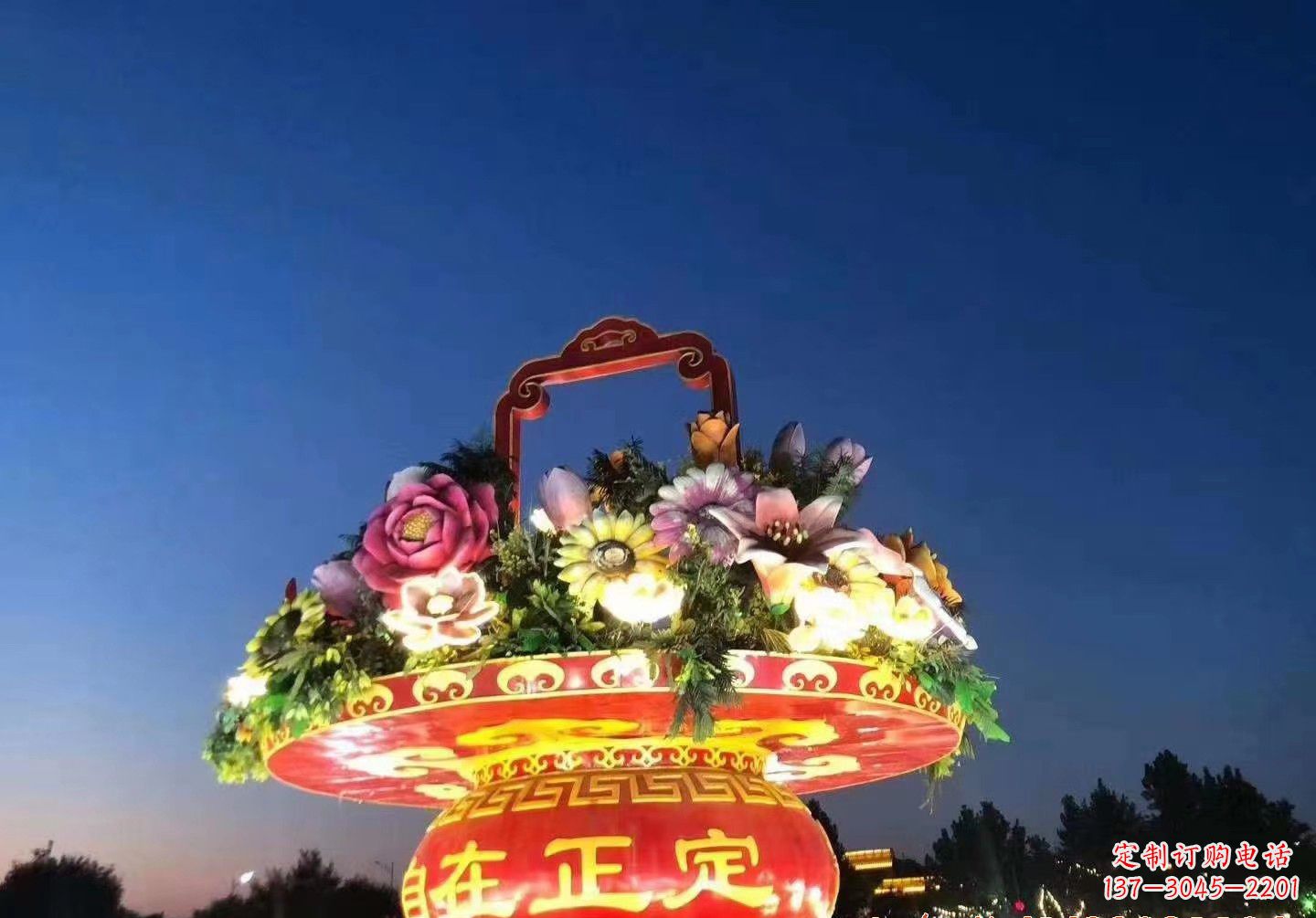 宁波玻璃钢花篮景观雕塑让美景永恒