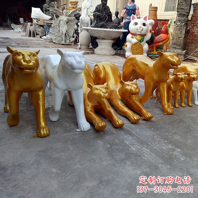宁波玻璃钢金钱豹雕塑,定制精美动物雕塑摆件