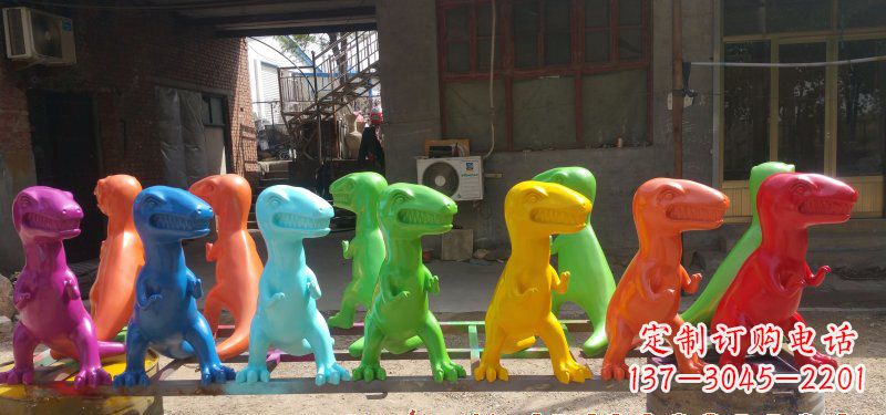 宁波玻璃钢制作的恐龙雕塑精美而又耐久