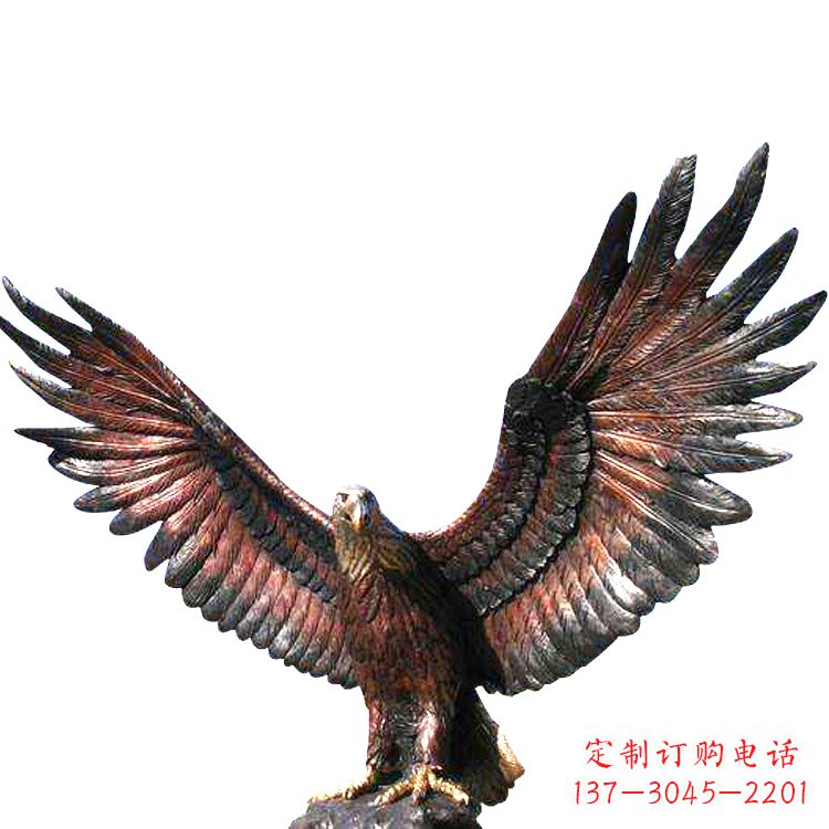 宁波玻璃钢老鹰雕塑传承传统的铜雕艺术