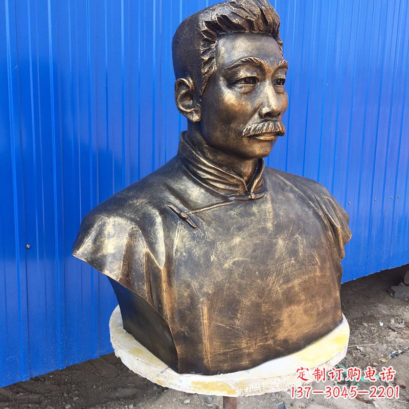 宁波鲁迅雕塑记忆中的经典人物