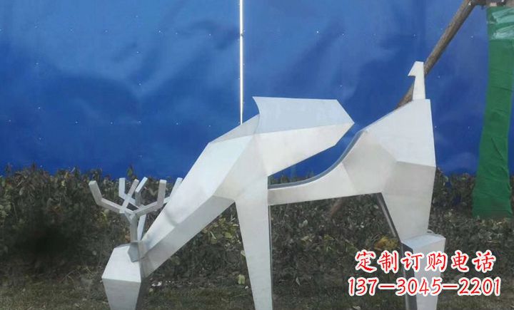 宁波梅花鹿不锈钢不规则雕塑的传奇