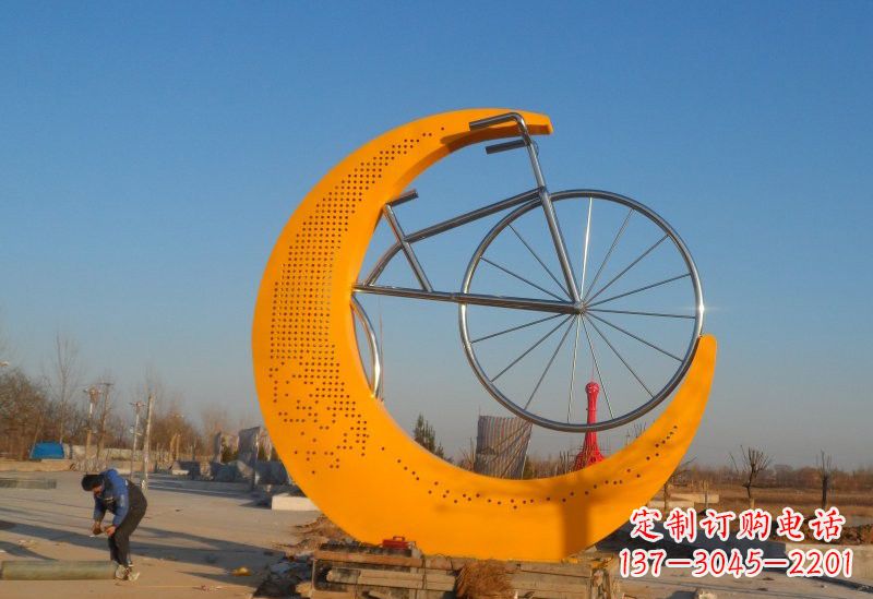 宁波不锈钢城市月亮自行车雕塑高雅而古典的艺术品