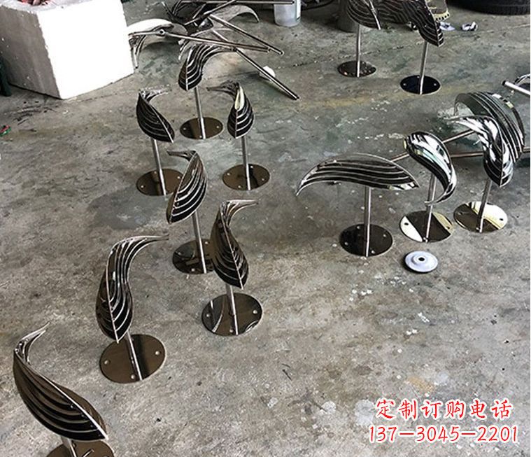 宁波精美不锈钢动物雕塑