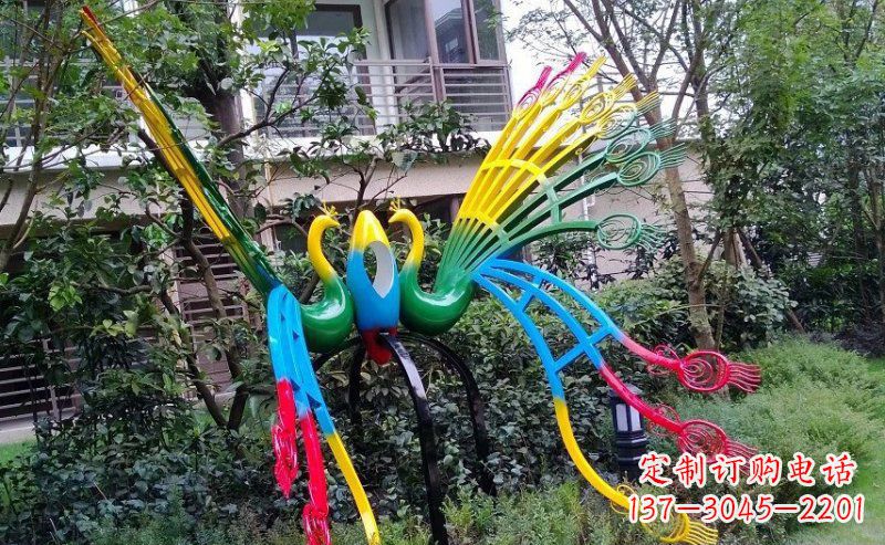 宁波不锈钢孔雀雕塑——精美的艺术品