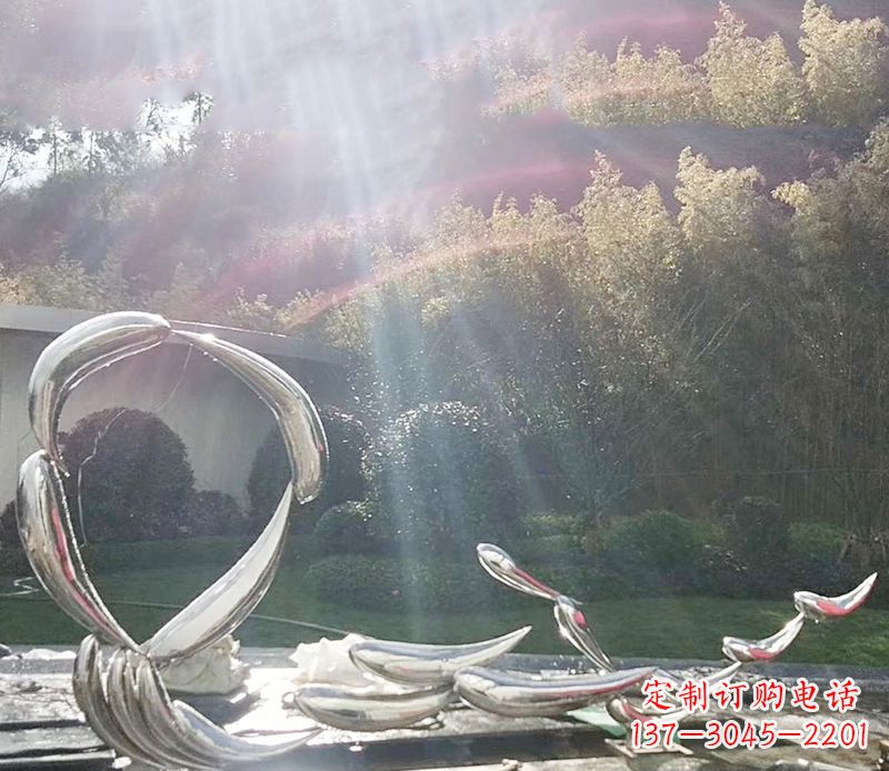 宁波不锈钢鲤鱼雕塑——寓意美好的象征