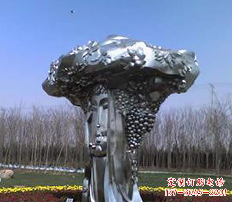 宁波不锈钢葡萄雕塑——点缀美丽景观