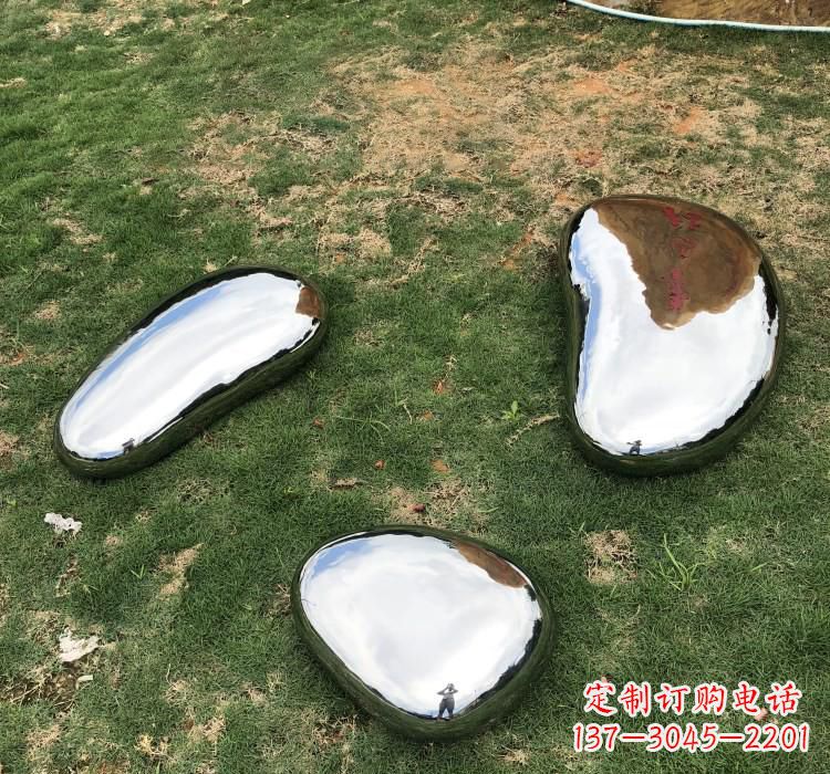 宁波不锈钢鹅卵石雕塑精致与经典的完美结合