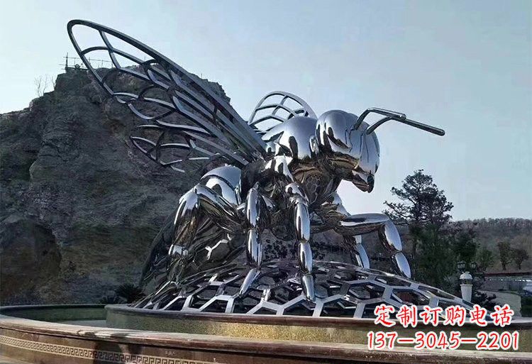 宁波不锈钢大型蜜蜂雕塑铸造出精美绝伦的艺术杰作