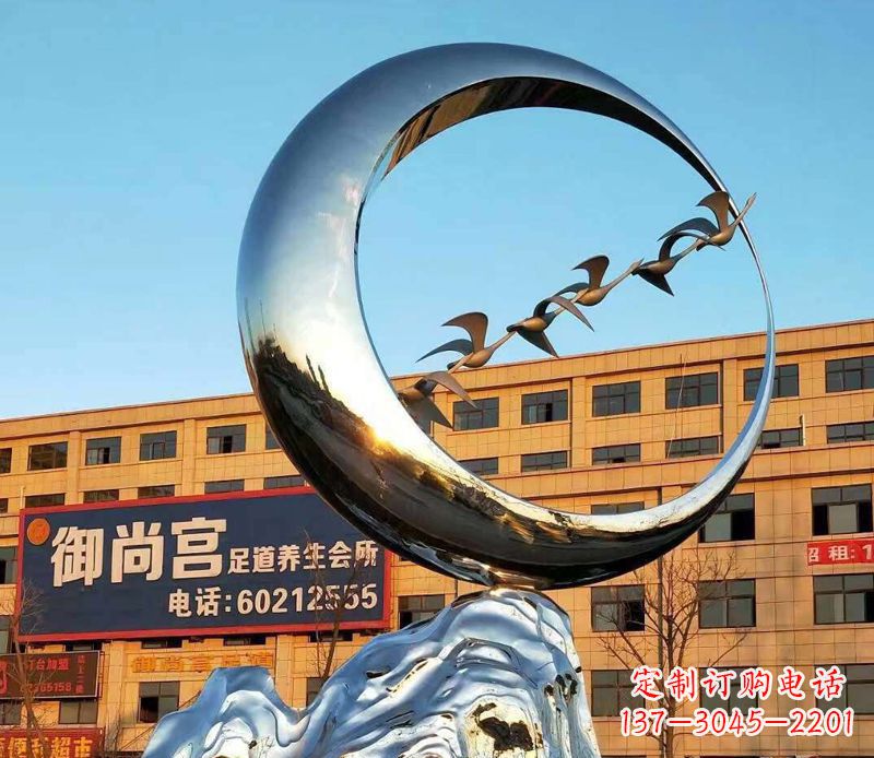 宁波不锈钢大雁雕塑象征着生机勃勃的美丽
