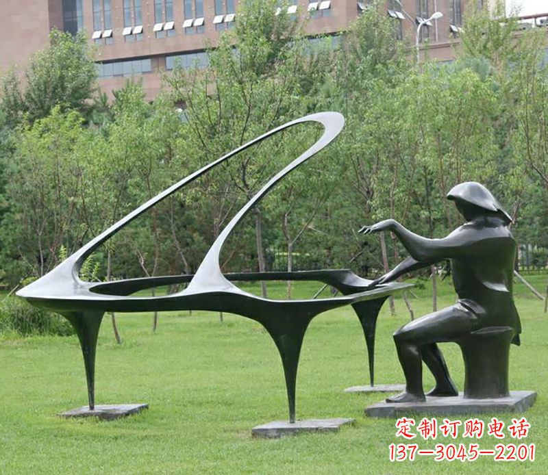 宁波不锈钢钢琴雕塑——激发人们心中的音乐