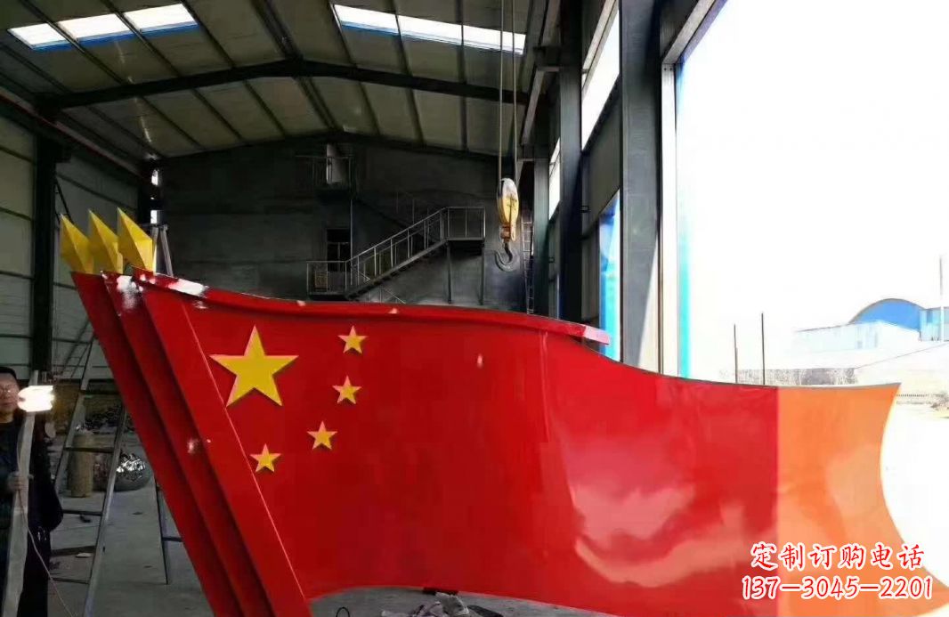 宁波不锈钢党旗雕塑象征着中国共产党的伟大