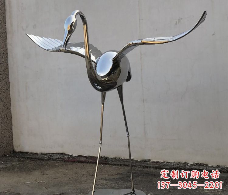 宁波不锈钢锻造丹顶鹤展翅雕塑