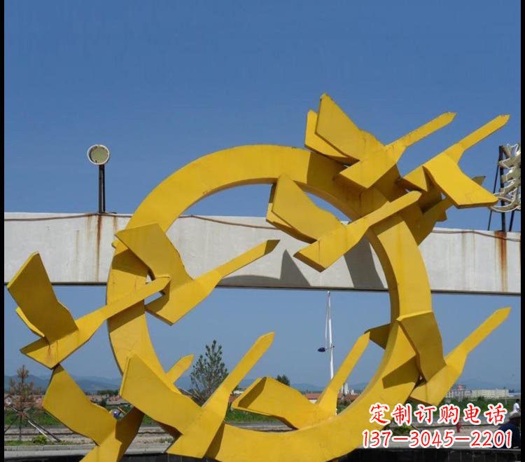 宁波不锈钢公园抽象大雁雕塑