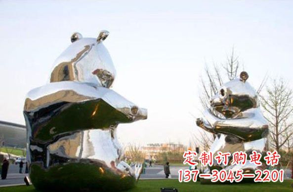 宁波不锈钢熊猫雕塑传递友谊与和平