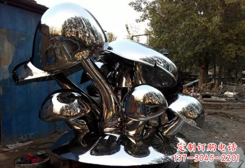 宁波不锈钢公园蘑菇雕塑