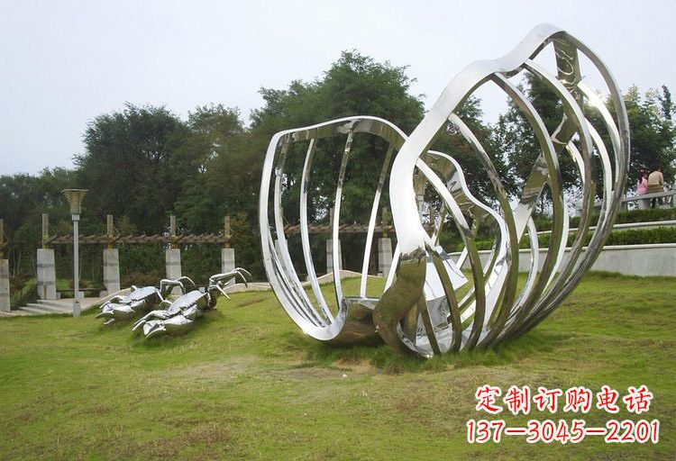 宁波不锈钢公园里的贝壳雕塑