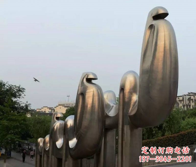 宁波不锈钢骆驼雕塑给城市增添新魅力