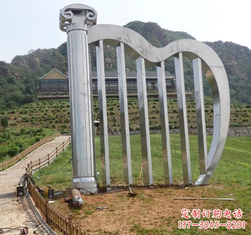 宁波不锈钢竖琴雕塑——雕塑艺术的精粹