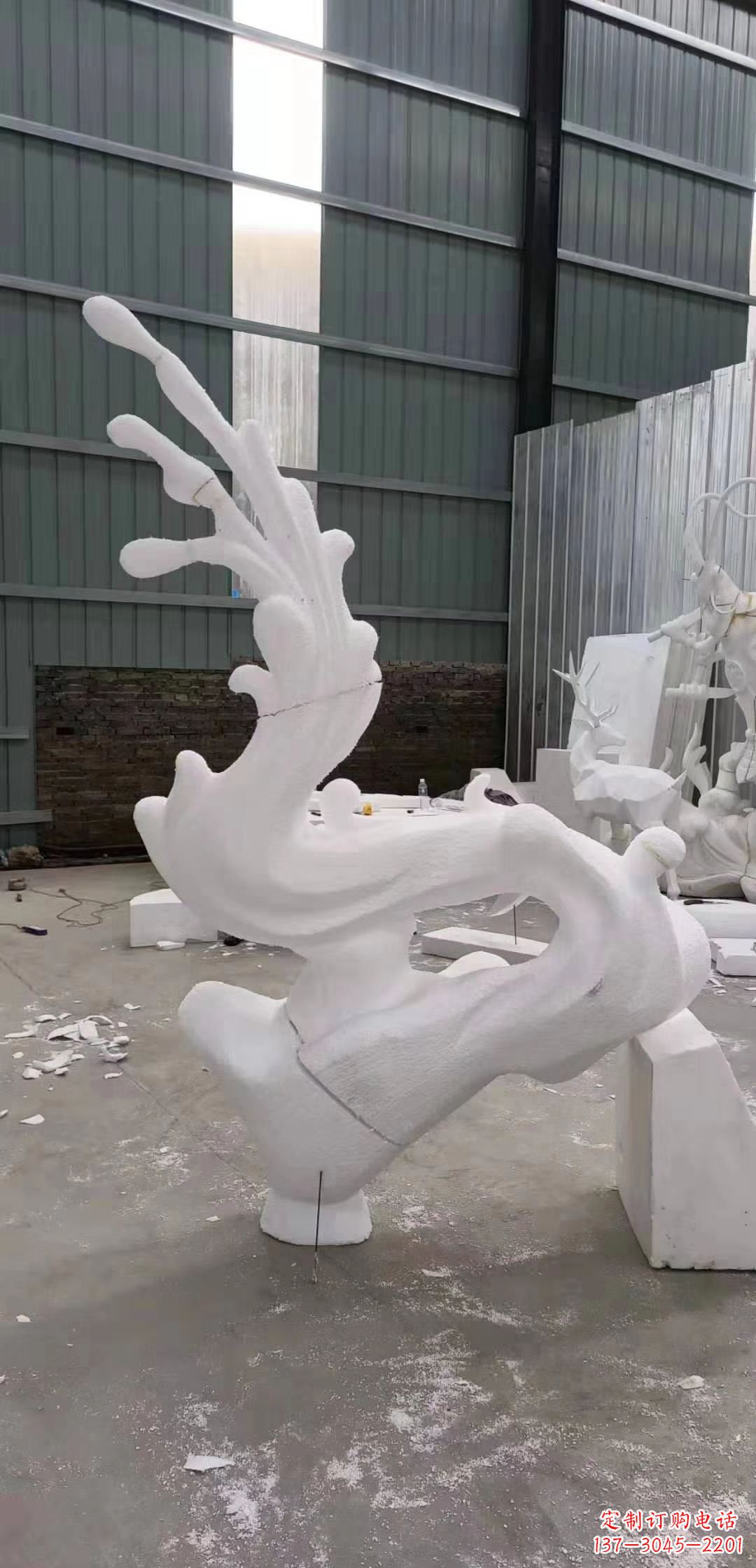 宁波魔力凤凰不锈钢的美学雕塑