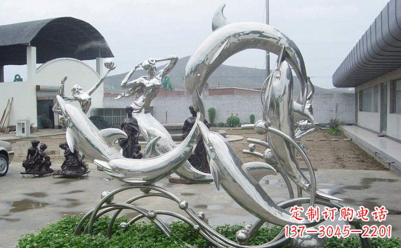 宁波不锈钢海豚的灵动嬉戏