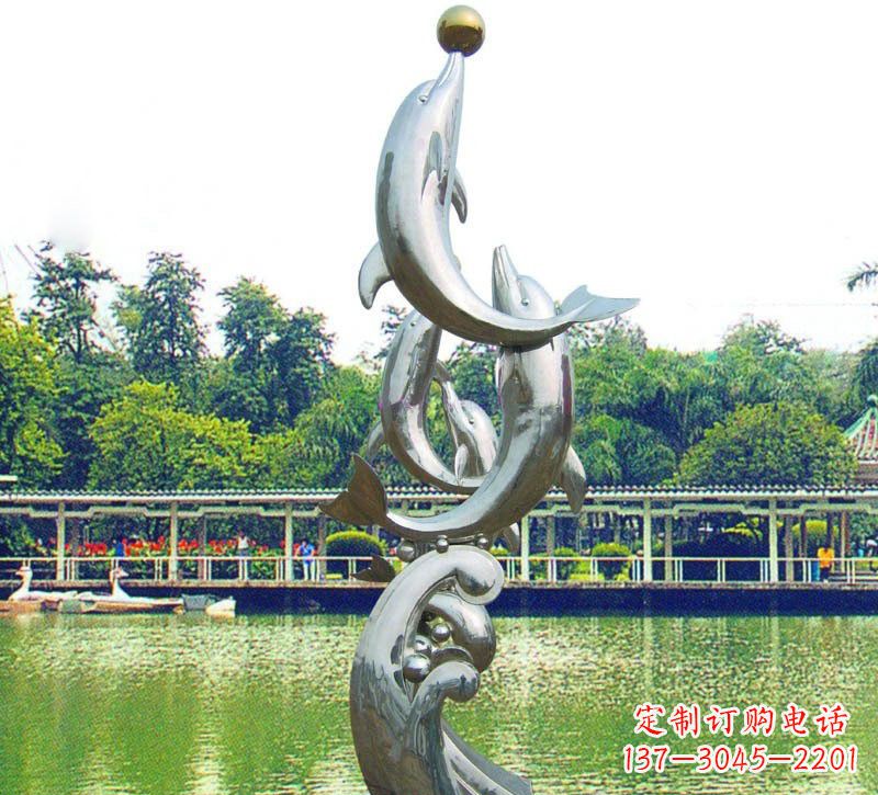 宁波海豚的美丽雕塑