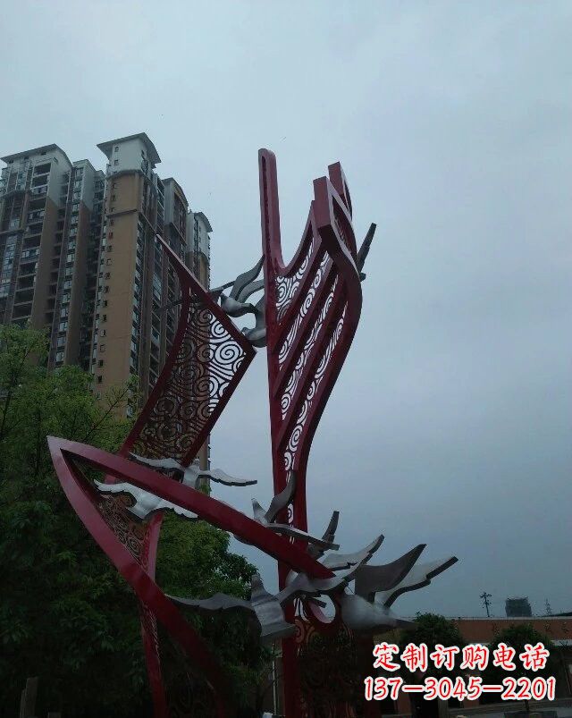 宁波不锈钢祥云纹船帆雕塑