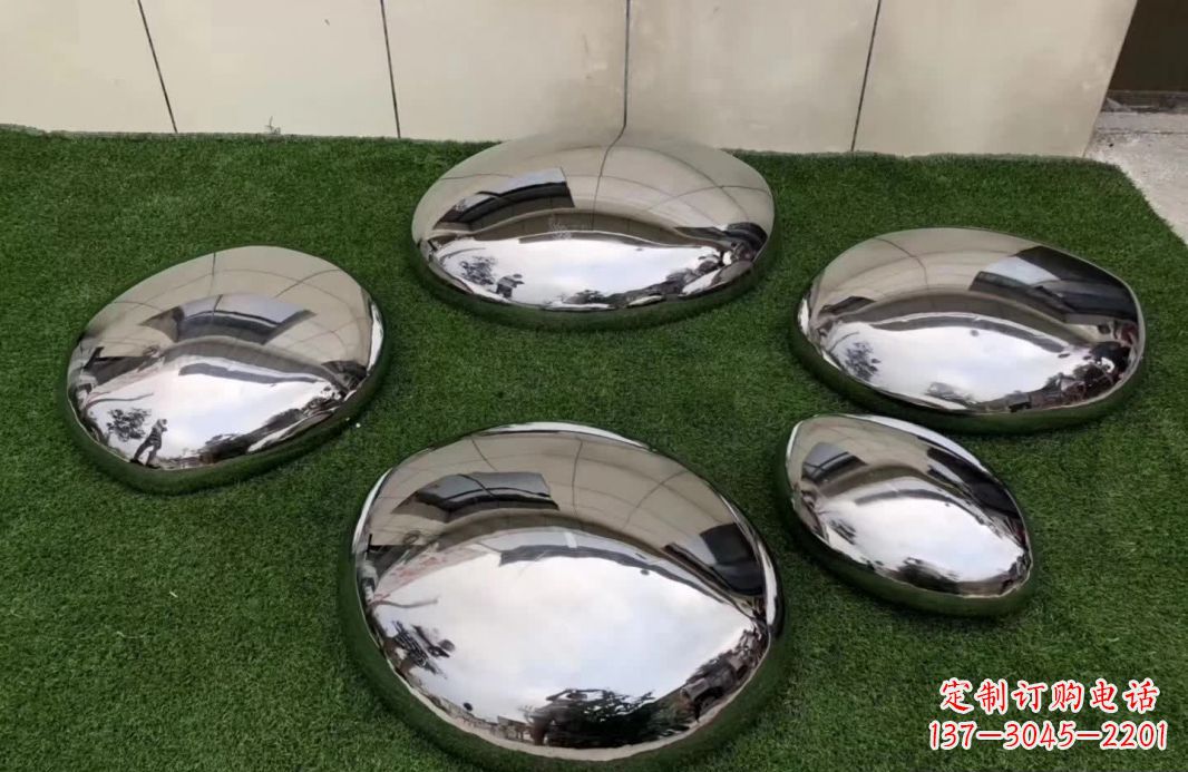 宁波精致灵动的不锈钢鹅卵石雕塑