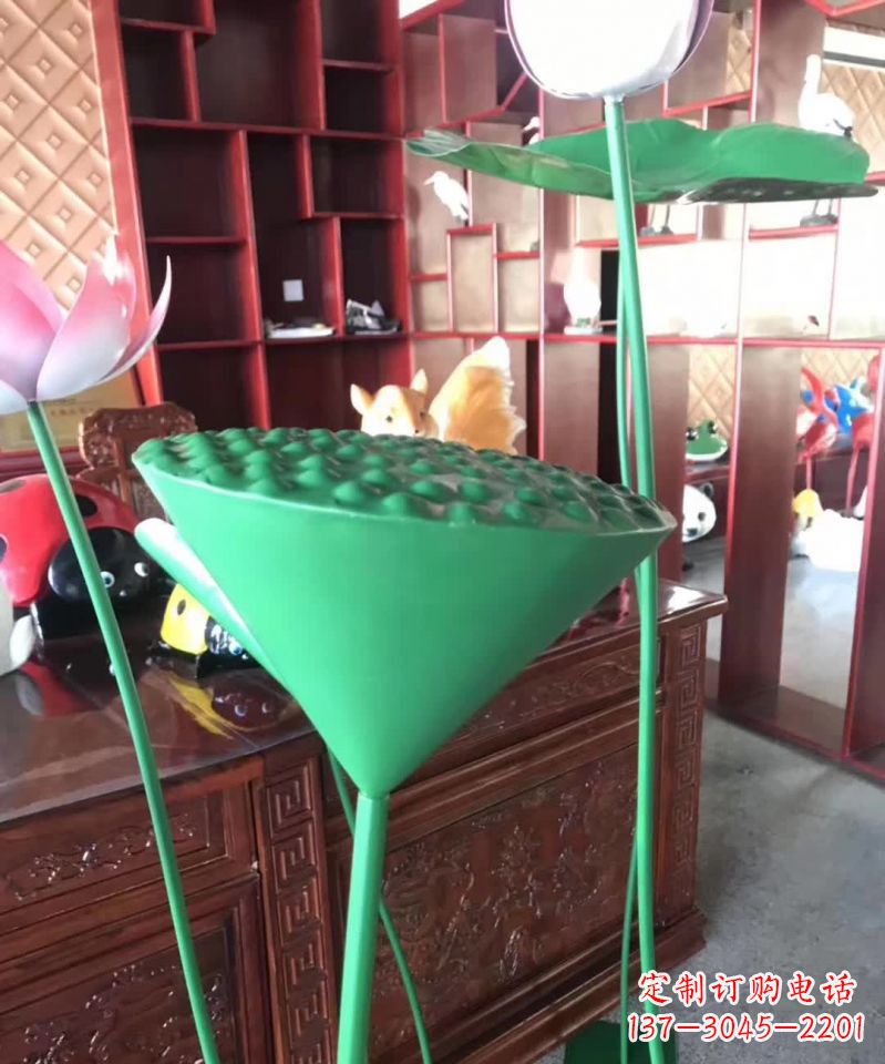 宁波不锈钢莲藕雕塑引领现代景观艺术