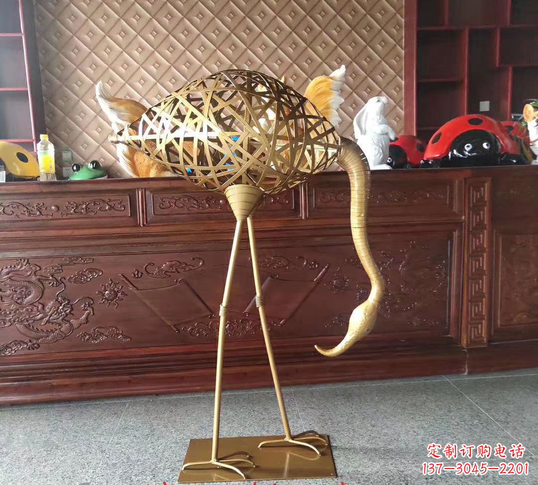 宁波不锈钢丹顶鹤雕塑精美外形,传承中华文化