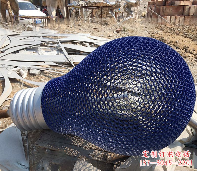 宁波不锈钢镂空灯泡雕塑