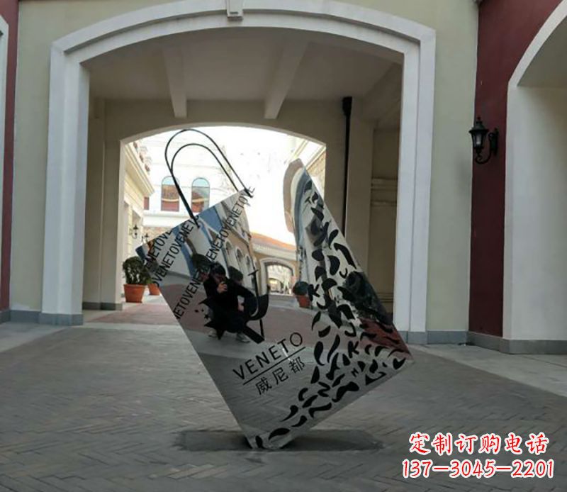 宁波不锈钢镂空购物袋雕塑——艺术精美的装饰品