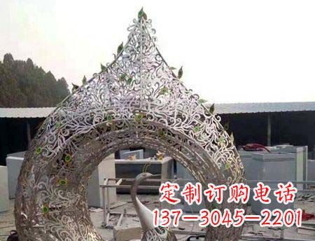 宁波不锈钢镂空孔雀雕塑精美的艺术之作