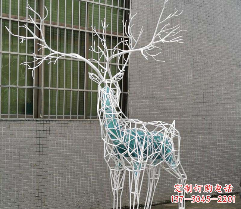 宁波不锈钢镂空梅花鹿雕塑