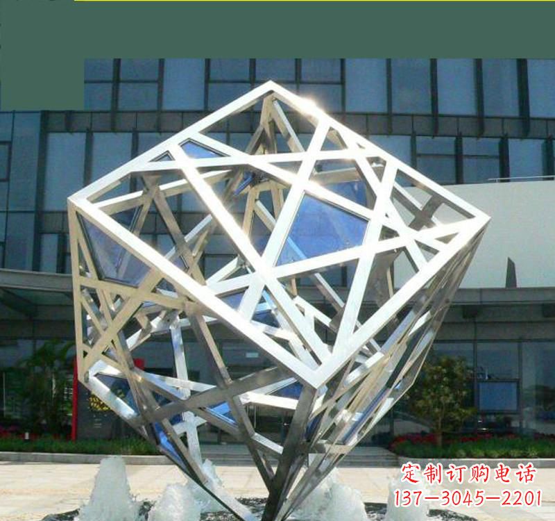 宁波不锈钢镂空魔方雕塑艺术与智慧的完美结合