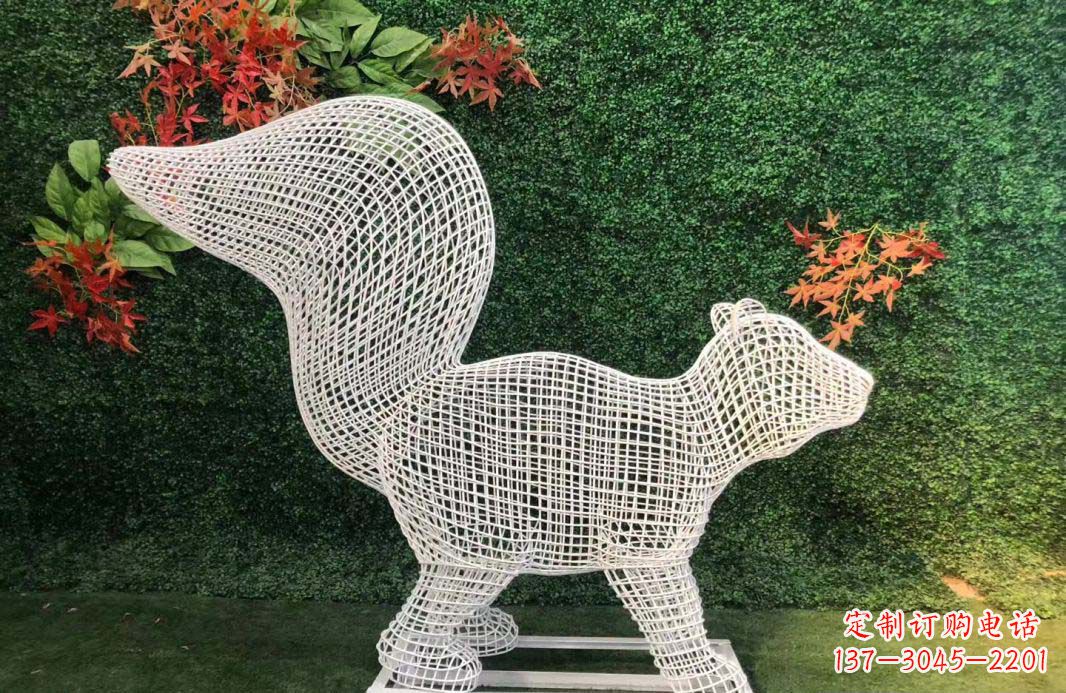 宁波不锈钢松鼠雕塑艺术与精美结合